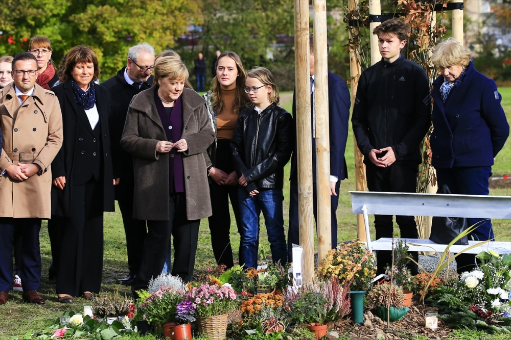 Merkel'den NSU kurbanları anıt parkına ziyaret 24