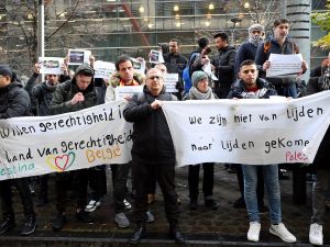 Brüksel’de Filistinli sığınmacılardan gösteri