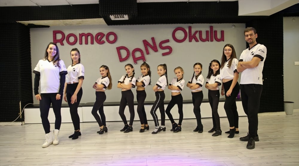 Minik dansçılar, 18-23 Kasım tarihlerinde, Almanya'da Türkiye'yi temsil edecekler 4
