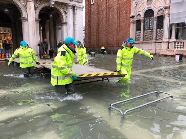 Venedik yeniden sular altında 2