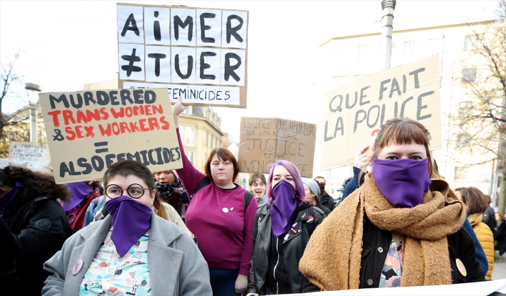 Brüksel'de kadına karşı şiddet protesto edildi 11