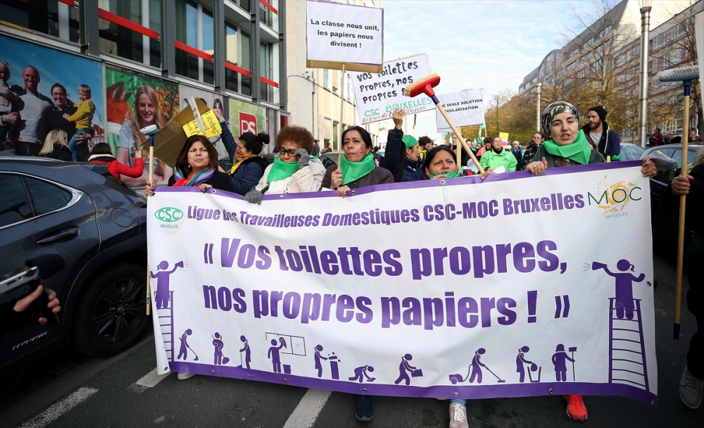 Brüksel'de kadına karşı şiddet protesto edildi 18