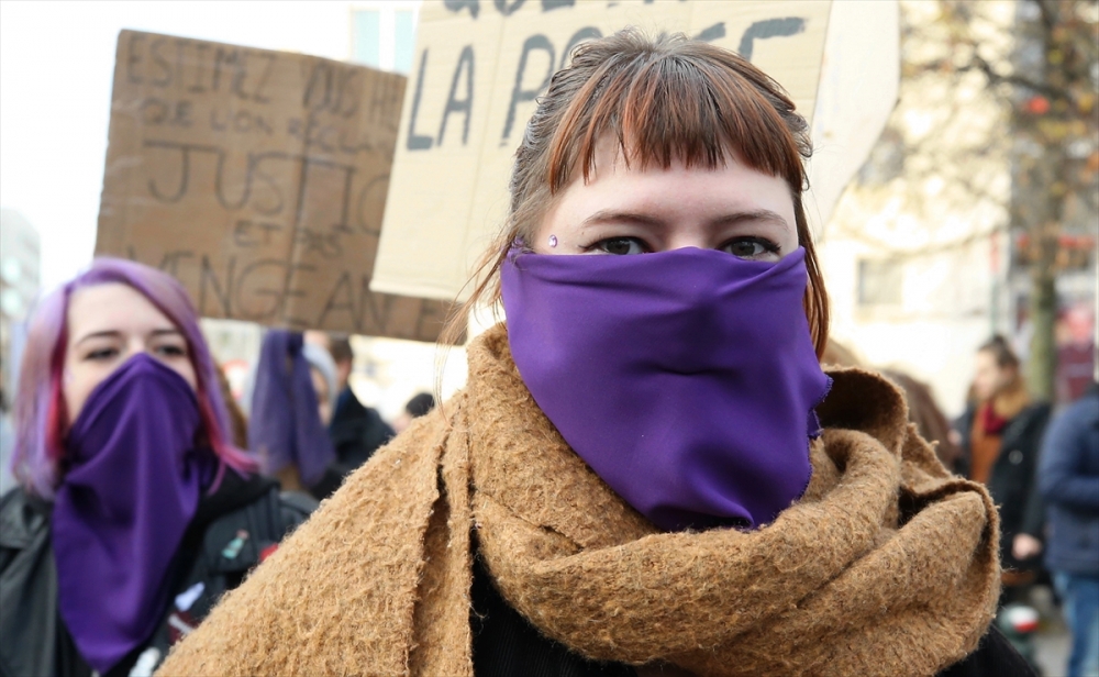 Brüksel'de kadına karşı şiddet protesto edildi 8