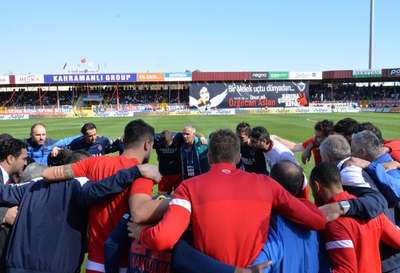 Mesin İdmanyurdu- Karabükspor maçında Özgecan unutulmadı