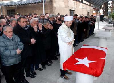 Isparta'da, Fırat Yılmaz için gıyabi cenaze namazı