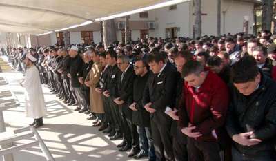 Çakıroğlu için Erzincan'da gıyabi cenaze namazı kılındı