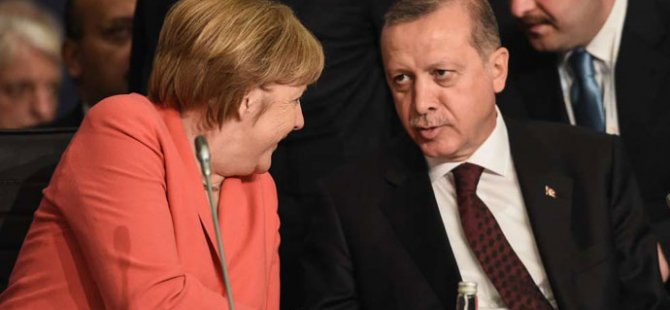 Merkel'den Erdoğan'a Suriye çağrısı