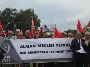 Vatan Partililerden Almanya'ya uyarı