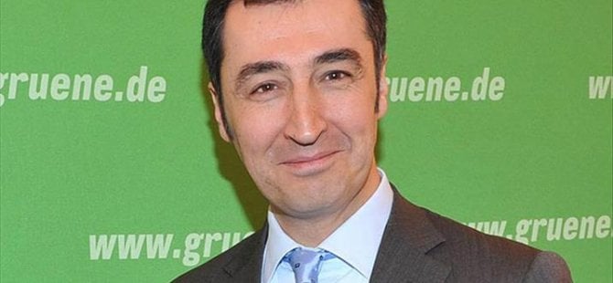Cem Özdemir genel başkanlığı bırakıyor