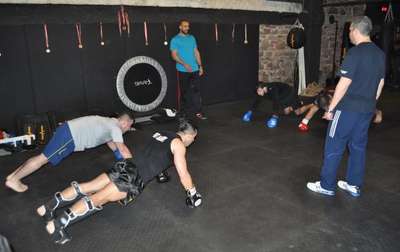 Badr Hari'den nefes kesen antrenman