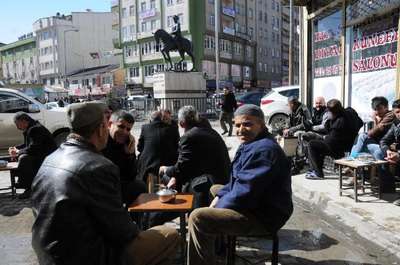 Hakkari'de erken bahar