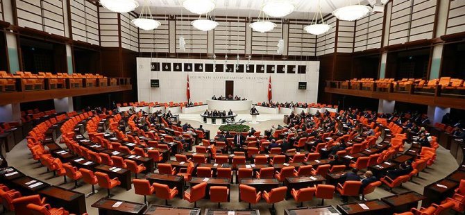 Almanya'nın Namibya'daki katliamlarına karşı yasa teklifi