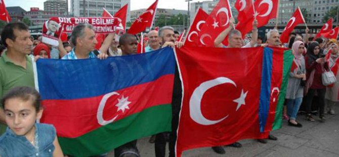 'Almanya kendi kalesine gol attı'