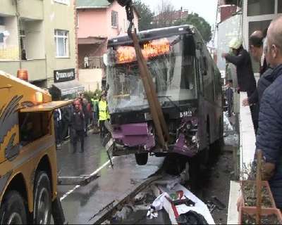 Sarıyer'de kazanın olduğu cadde 4 saat sonra trafiğe açıldı