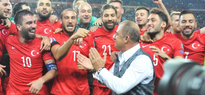 'Türkler Neo-nazilerin hedefinde' uyarısı