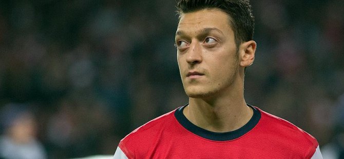 Özil'den memleketine 1 milyonluk liralık vefa