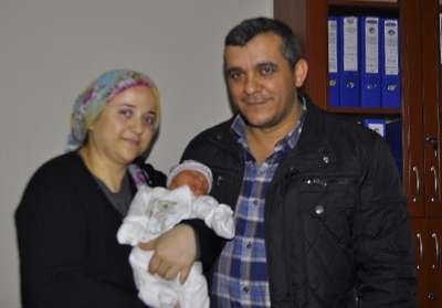 Fazla kilolarını verip, evlendikten 14 yıl sonra anne oldu