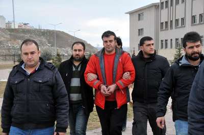 Akli dengesi bozuk kişiyle ilişkiye girince tutuklandı