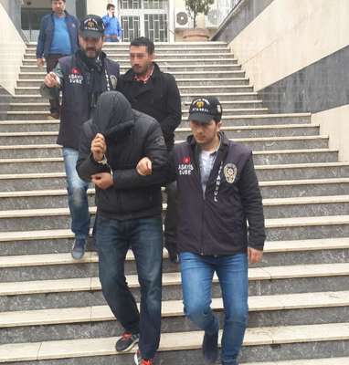 Polisle çatışmaya giren 4 şüpheli adliyeye sevk edildi