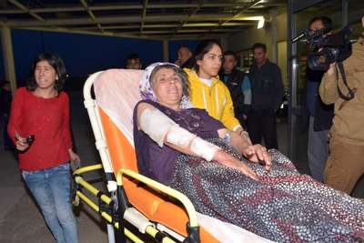 Eşinin üzerine kaynar su döktü