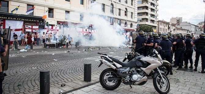 İngiliz taraftarlara Fransa topraklarına giriş yasağı