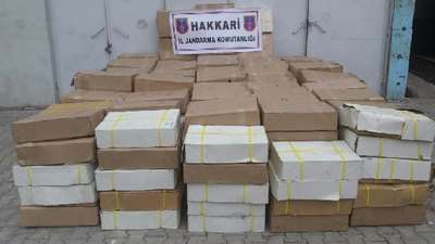 Yüksekova'da 4.7 ton kaçak hayvansal yağ ele geçirildi