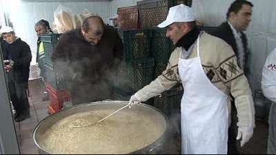 GAZİOSMANPAŞA'DA HAMSİ KUYRUĞU