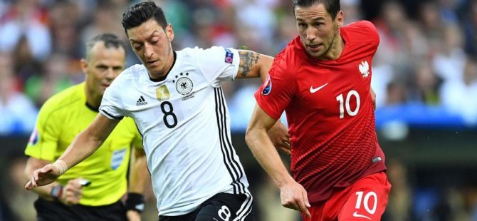 Panzerler Polonya karşısında gol çıkaramadı