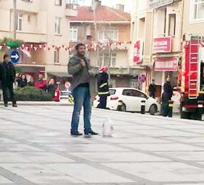 Darıca'da intihar girişimini Beledeye Başkanı önledi