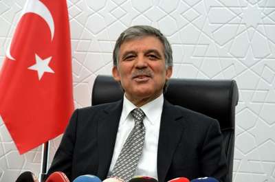Abdullah Gül, babası ve bir yakınını hastanede ziyaret etti (2)