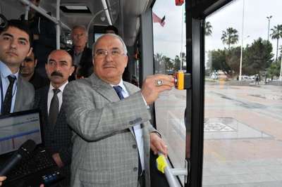 Mersin'de belediye otobüslere kamera, alarm ve araç takip sistemi takılıyor
