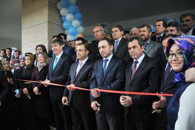Cumhurbaşkanı telekonferansla Antalya'da 2 yurt açtı
