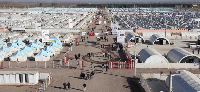 'Türkiye'de mülteci kampları 5 yıldızlı otel gibi'