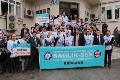 Sağlıkta şiddete tepki eyleminde gergin anlar