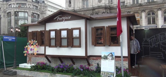 EURO 2016'da Türk kahvesi ve lokum ikramı