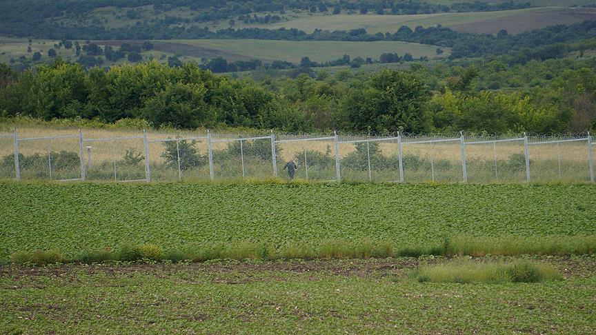Bulgaristan, Türkiye kara sınırına tel örgü çekiyor