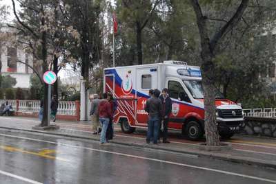 Okul mutfağında gaz sıkışması sonucu patlama: 7 yaralı
