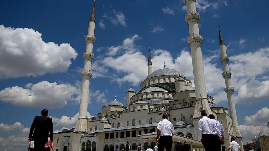Ramazanda itikaf günleri başladı