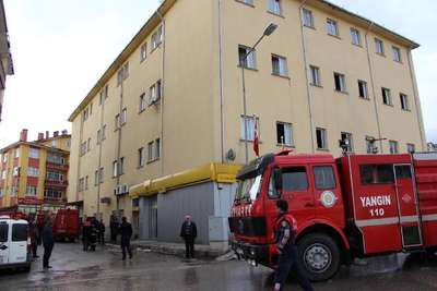 PTT binasında yangın paniği