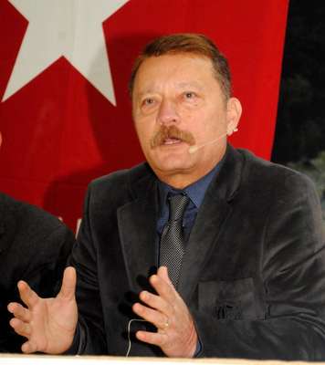 EMEKLİ ALBAY UĞUR: EL KAİDELİLERİ VERDİK, APO'YU ALDIK