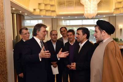 Ahmedinejad'tan Gül'e nezaket ziyareti