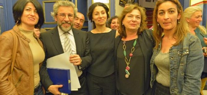 Strazburg’da Can Dündar ile dayanışma gecesi