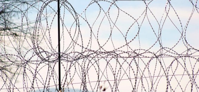 Macaristan sınırına ikinci tel örgü çekecek