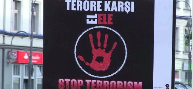 Berlin'de Türkiye'yle dayanışma mitingi
