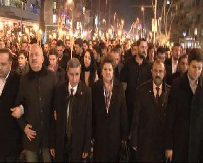 Ülkü Ocakları üyeleri Hocalı katliamı için Bağdat Caddesi'nde yürüyüş yaptı