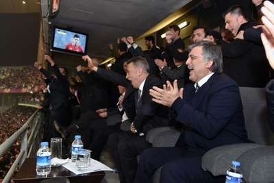 Abdullah Gül'den galibiyet sevinci