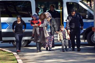 Eşlerinden şiddet gören 4 kadının yolu otogarda kesişti