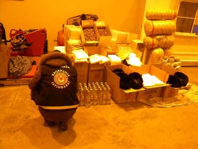 Hamzabeyli’de 1 ton kaçak ceviz içi ele geçti