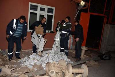 PASPAS RULOLARI ARASINDA 10 BİN PAKET SİGARA ELE GEÇİRİLDİ