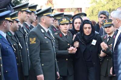 Afganistan'da şehit düşen Uzman Çavuş Şengül'ün eşi: Dimdik ayaktayım aşkım